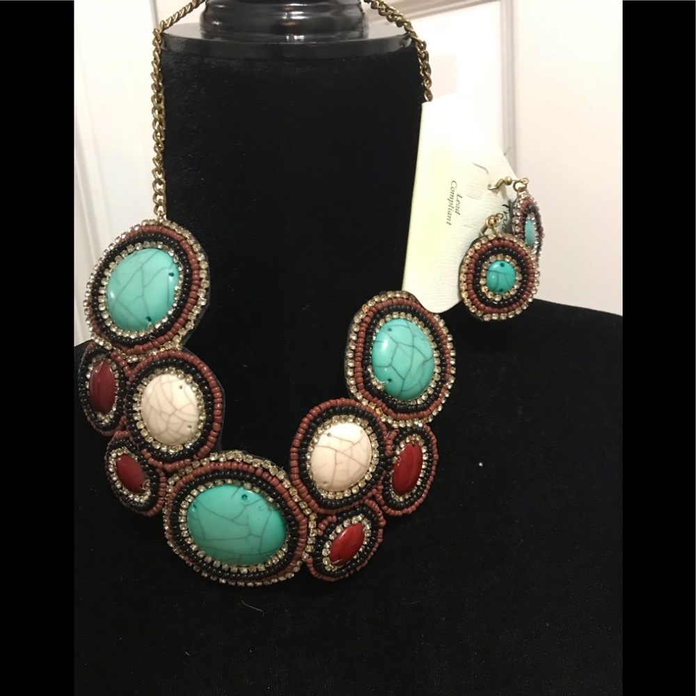 New necklace set